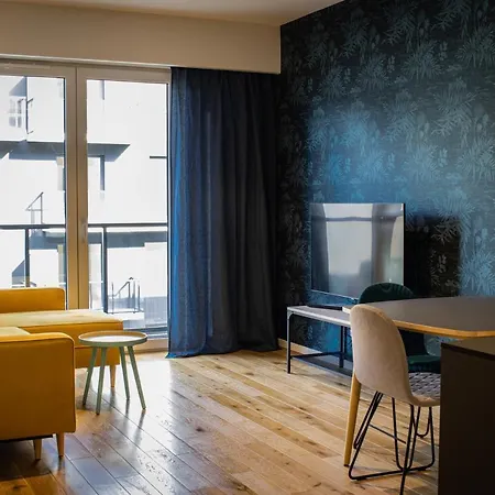 Urban Space 80 - Free Parking * Breslavia