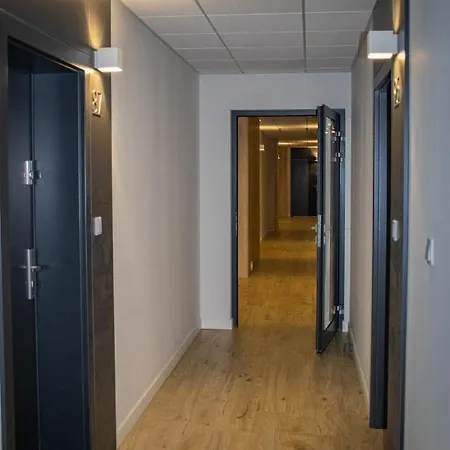 Urban Space 80 - Free Parking * Wroclaw